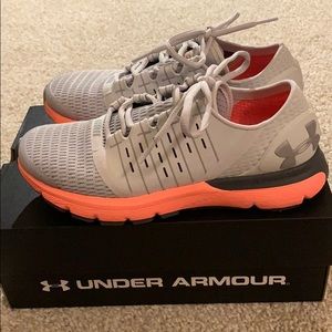 Under Armour Women’s speedform europa size 7.5